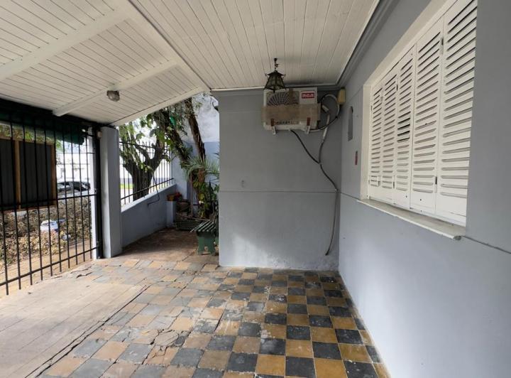 Casa · 98m² · 4 Ambientes · 1 Cochera
