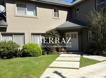 Casa · 150m² · 5 Ambientes · 1 Cochera · Casa Venta 4 Dorm. Barrio Los Angeles Village Lote de 615 m² Escobar