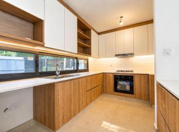 Casa · 121m² · 3 Ambientes · 1 Cochera · Casa en Venta en Punta Chica Victoria