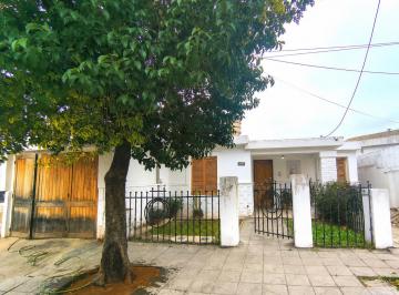 Casa de 7 ambientes, Córdoba · Casa 3 Dorm. Mas Departamento a Reciclar con Acceso Independiente Servicios Activos