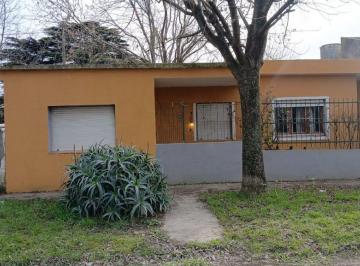 Casa de 7 ambientes, Mar del Plata · 2 Casas + Lote, Frente de 30 m