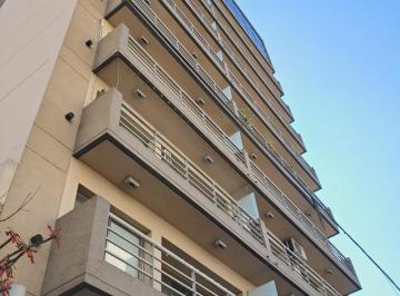 Departamento · 47m² · 2 Ambientes · 1 Cochera · Departamento en Alquiler en La Plata