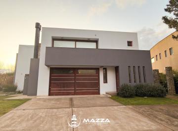 Casa · 364m² · 6 Ambientes · 2 Cocheras · Alquiler 24 Meses Casa Moderna - 6 Ambientes - Rumencó