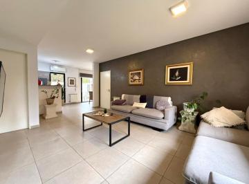 PH · 150m² · 4 Ambientes · 2 Cocheras · Venta Duplex 3 Dorm. 3 Baños Claros del Bosque