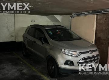 Garage · 11m² · Cochera en Barrio Balvanera. Muy Comoda y Bien Ubicada. Barrio Muy Comercial. Oportunidad!