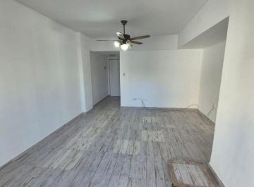Departamento de 2 ambientes, Almagro · Departamento de 2 Ambientes - Excelente Ubicación