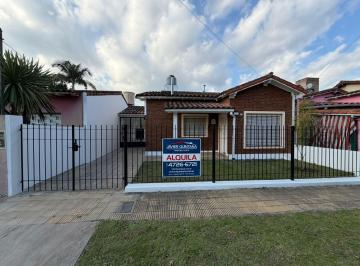 Casa · 3 Ambientes · 1 Cochera · Casa 3 Amb en Alquiler - General Pacheco - Tigre - Javier Quintana Inmobiliaria