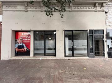 Local comercial · 305m² · Local en Alquiler