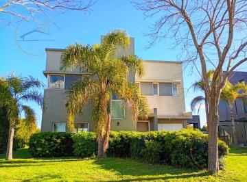 Casa · 186m² · 5 Ambientes · 5 Cocheras · Casa en Venta a La Laguna Barrio Cerrado Marinas, Puertos del Lago, Escobar