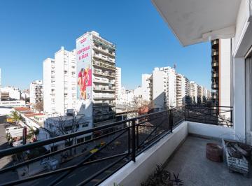 Departamento · 180m² · 4 Ambientes · Venta de 4 Ambientes con Dependencia en Caballito