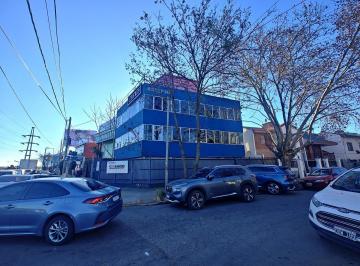 Oficina comercial · 380m² · 10 Ambientes · 8 Cocheras · Edificio en Alquiler, Oficinas, San Isidro, Tres Pisos, 380 m²