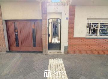 Casa · 67m² · 1 Dormitorio · Casa en Venta Rosario, Luis Agote.