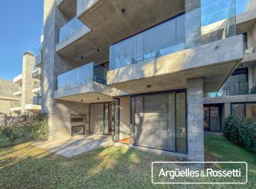 Departamento · 150m² · 5 Ambientes · 2 Cocheras · Venta Departamento 3 Dorm. con Jardín y 2 Cocheras Fisherton Park