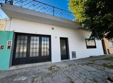 Casa · 176m² · 4 Ambientes · 2 Cocheras · Casa en Tablada
