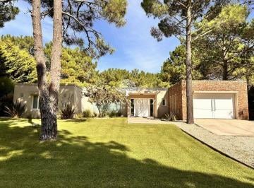 RLB-RLB-134_2 · Casa 4 Dorm.. | Boulebard La Herradura Al 100