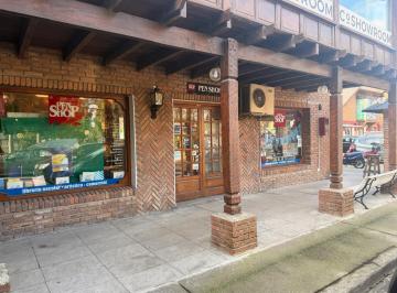 Local comercial · 58m² · 1 Ambiente · Local Comercial Al Frente en Galeria Las Brujas