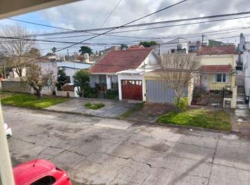 Departamento de 2 ambientes, Mar del Plata · Alquiler Departamento en PH en Planta Alta de 2 Ambientes 35 m² Al Frente. en Zona Las Avs.