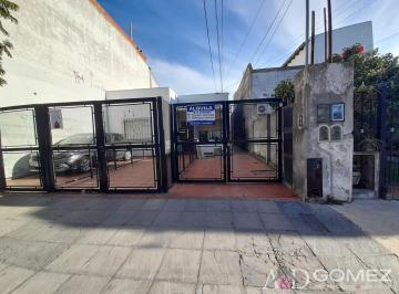 PH · 50m² · 2 Ambientes · 1 Cochera · PH 2 Amb Amplio con Cochera Escritorio/dormitorio Chico - Sin Expensas