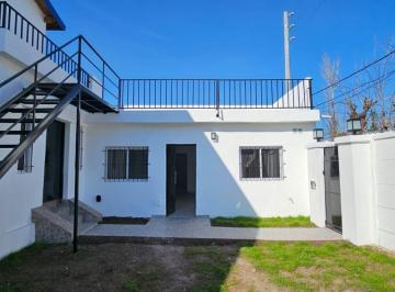 ZUN-ZUN-1650_2 · Casa 4 Ambientes. | Entre Rios Al 1400