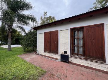 Casa · 70m² · 3 Ambientes · 1 Cochera · Casa en Venta en La Unión Ezeiza