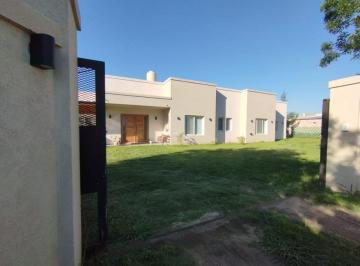 Casa de 4 ambientes, Carmen de Areco · Nueva Propuesta en Venta en Carmen de Areco