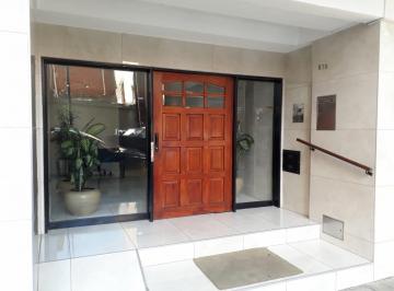 Departamento · 60m² · 3 Ambientes · 3 Ambientes en Alquiler Almagro Cercania a Hospital Italiano Piso 8 Muy Luminoso