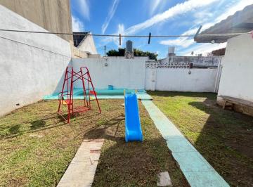 Casa · 120m² · 4 Ambientes · 1 Cochera · Venta Casa 4 Ambientes Ramos Mejia con Parque