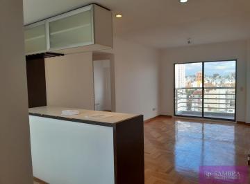 Departamento · 42m² · 2 Ambientes · Departamento de 2 Ambientes con Cochera en Alquiler en Caballito. Seguridad 24hs, Piscina, Sum.