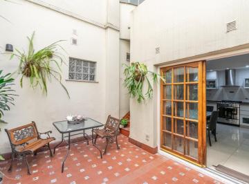 PH · 310m² · 5 Ambientes · 1 Cochera · Venta - PH Tipo Casa - Triplex - 5 Ambientes - Terraza - Patio - Cochera - Caballito