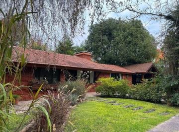 copy_FD46E064-17AC-4147-8484-7ED753FF5FAB.jpeg · Venta Casa 5 Ambientes en Guernica, El Paraíso Country Club