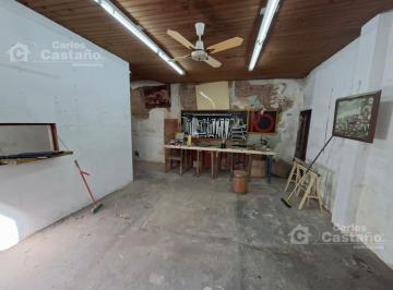 PH · 155m² · 4 Ambientes · PH en 2 Plantas Para Refaccionar Al Contrafrente con Galpón de 8,66x11 m