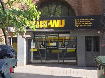Local comercial de 4 ambientes, Córdoba · Local Rosario de Sta Fe 292 - 102 m²