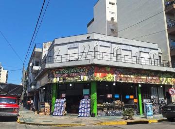 Oficina comercial · 135m² · San Martin Centro: Alquiler de Oficinas 1° Piso Al Frente
