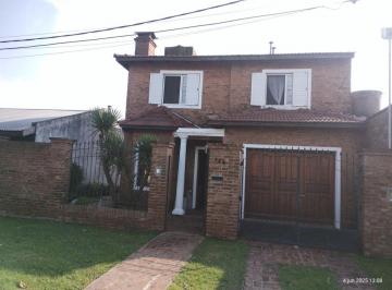 Casa de 7 ambientes, Exaltación de la Cruz · Venta Chaletcapilla del Señor