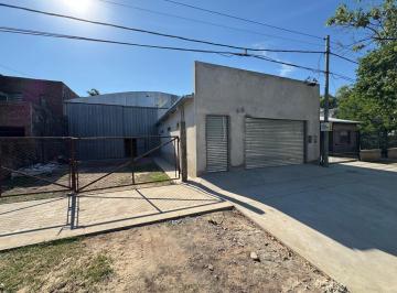 Bodega-Galpón · 354m² · Local Comercial + Galpón en Alquiler Roldán