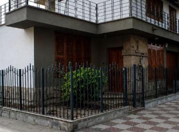 Casa de 7 ambientes, Guaymallén · Estupenda Casa, Jacinto Benavente 3732, Villa Nueva - Guaymallén / Mendoza