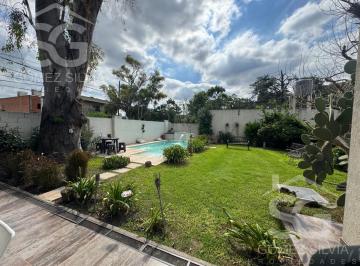 Casa · 140m² · 3 Ambientes · 2 Cocheras · Casa en Venta 3 Ambientes Barrio Cerrado Agustinas I, Parque Leloir Ituzaingó, Buenos Aires
