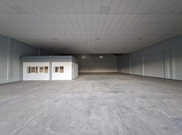 Bodega-Galpón · 770m² · Galpon en Alquiler
