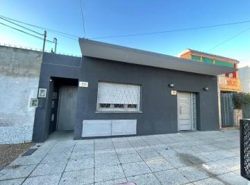 PH · 90m² · 3 Ambientes · Alquiler PH 3 Ambientes en Ramos Mejia