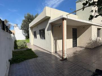 Casa · 60m² · 3 Ambientes · Venta de Casa - 3 Ambientes - Fondo - Villa Adelina - San Isidro
