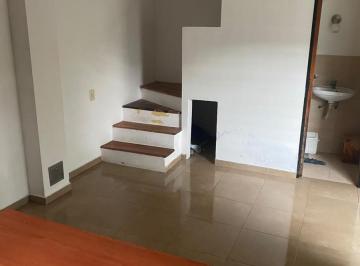 PH · 70m² · 3 Ambientes · PH en Alquiler - 2 Dorm. 2 Baños - 100 m - La Plata