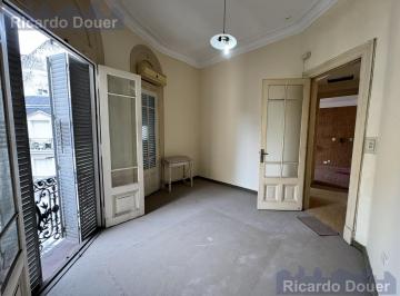 Departamento · 135m² · 5 Ambientes · Departamento en Congreso