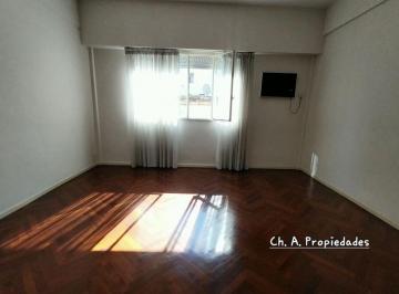 Departamento de 2 ambientes, Monserrat · Al Frente en Monserrat Venta de Dos y Medio Ambientes Mucha Luz! Subte Metrobus Uade y + Universid.