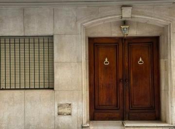 Departamento de 4 ambientes, Recoleta · Increible Departamento a un Contrafrente y Unico Pulmon!