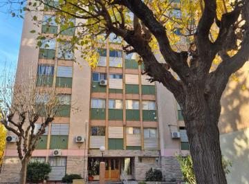 Departamento de 4 ambientes, Villa Nueva · Alquilo Departamento en B° Unimev, 3° Piso, Torre B2, Villa Nueva $600.000