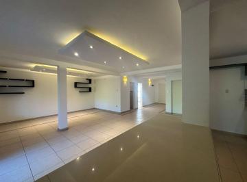 Casa · 240m² · 6 Ambientes · 1 Cochera · Casas en Venta Gonnet