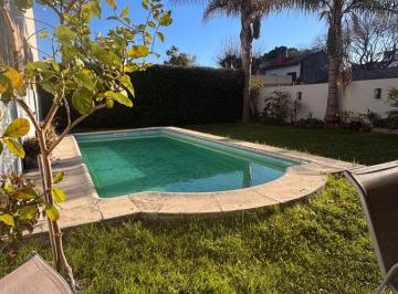 Casa de 6 ambientes, Vicente López · Excelente Casa de 4 Dorm. con Piscina, Parque, Garage y Playroom