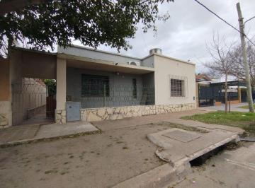 Casa · 172m² · 4 Ambientes · Venta de Casa de 4 Ambientes en Luis Guillón