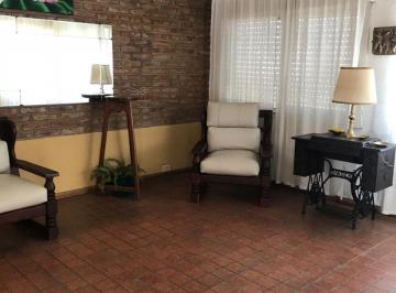 Casa de 3 ambientes, Córdoba · Casa con 3 Dorm. en Alquiler en Parque Latino