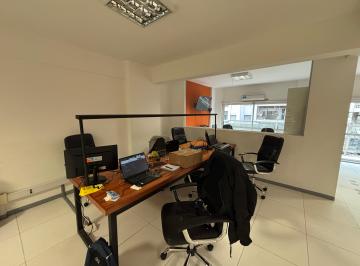 Oficina comercial , Tribunales · Amplia y Luminosa Oficina en Pleno Tribunales